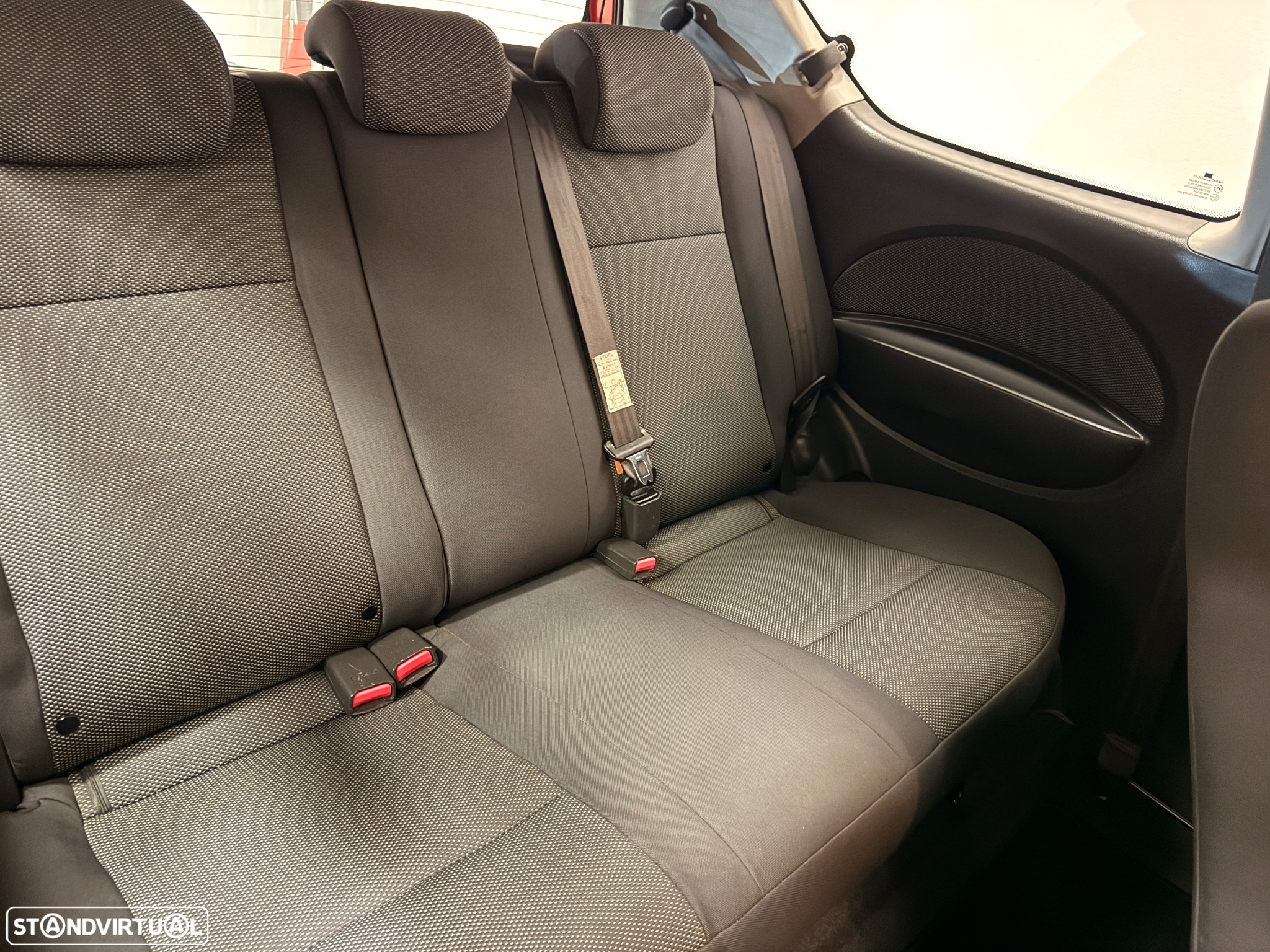 Chevrolet Aveo - 9