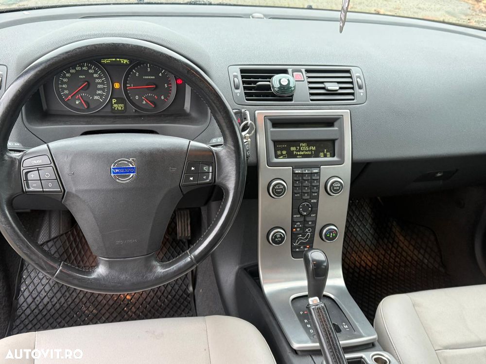 Volvo V50 - 6