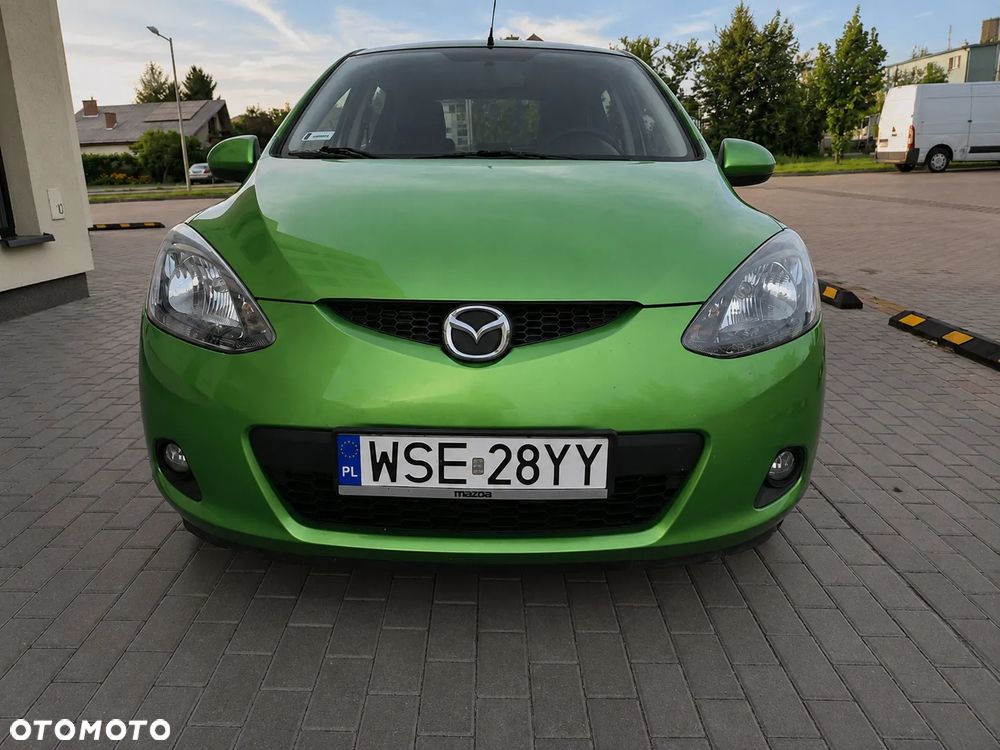 Mazda 2 - 5