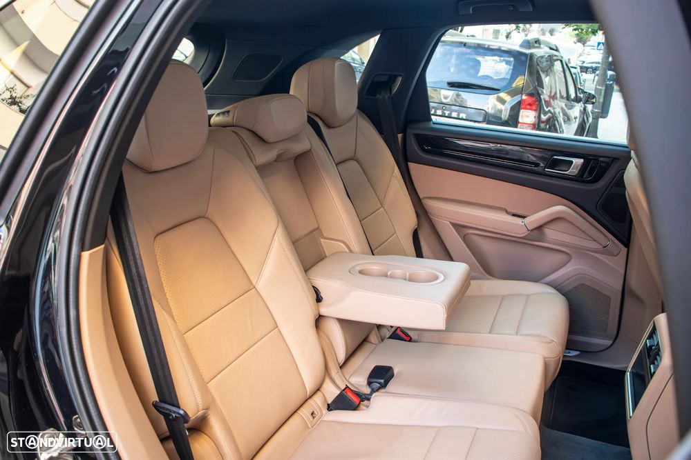 Porsche Cayenne E-Hybrid - 29