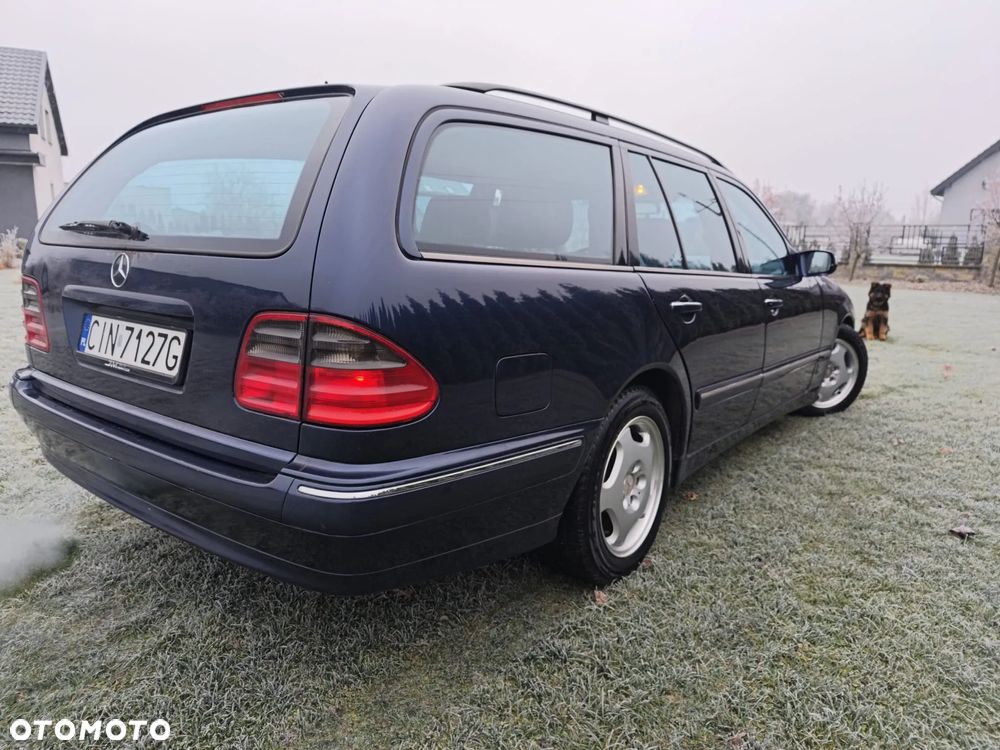 Mercedes-Benz Klasa E 270 T CDI Avantgarde - 4