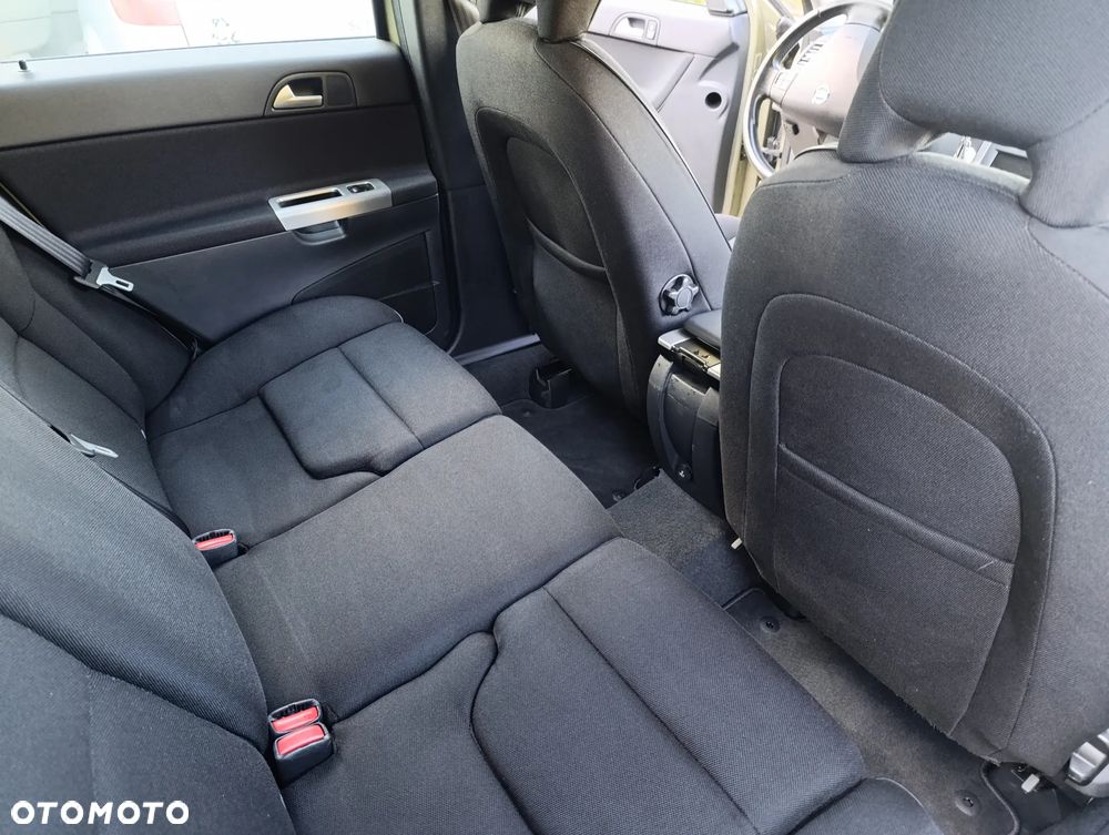 Volvo V50 - 9