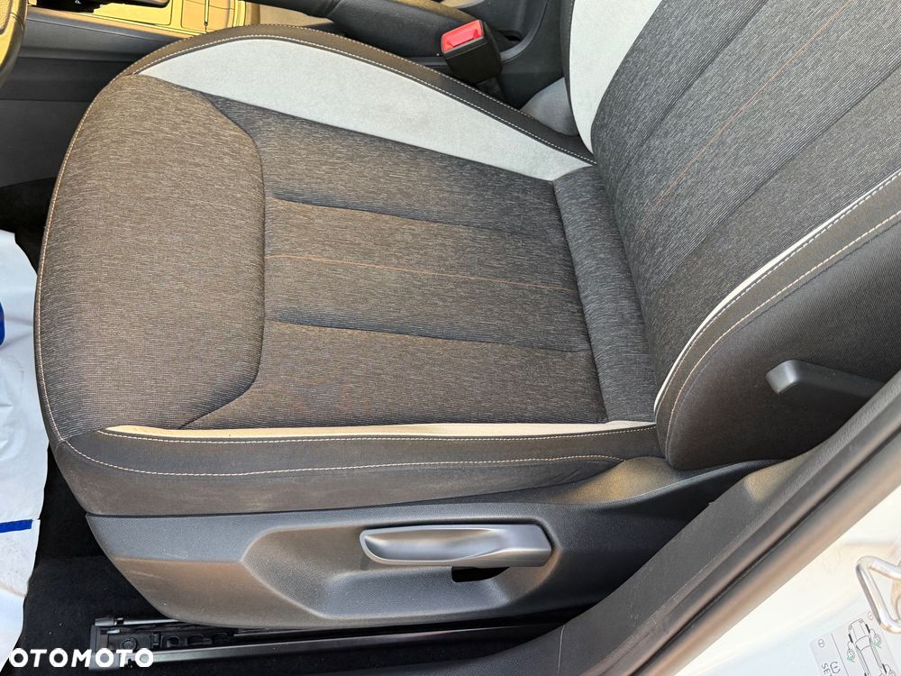Skoda Kamiq 1.0 TSI DSG Ambition - 17