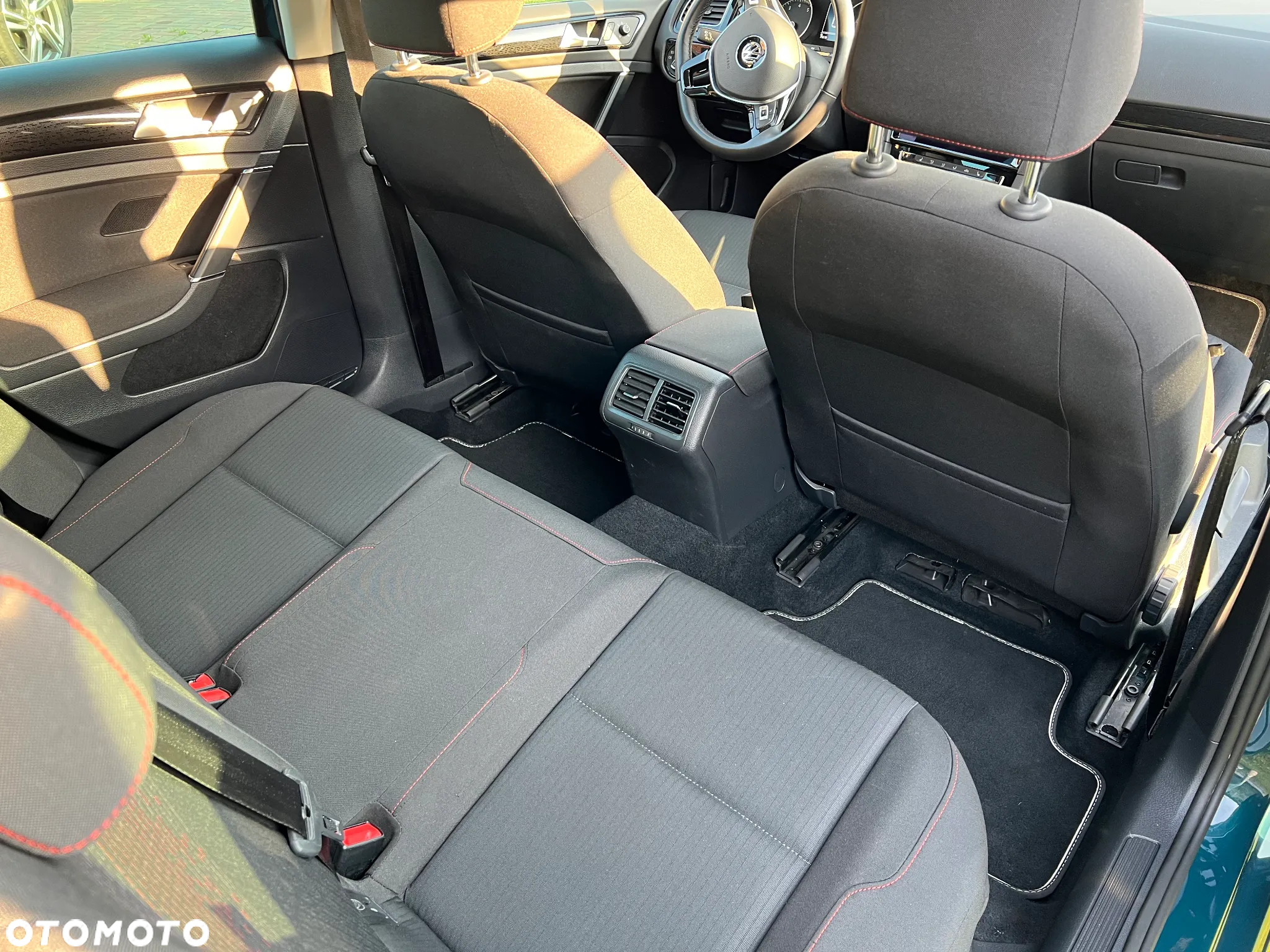 Volkswagen Golf VII 1.4 TSI BMT Highline - 12