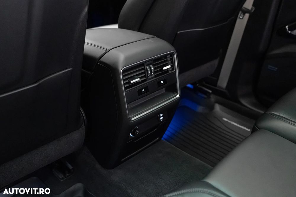 Porsche Cayenne E-Hybrid - 28