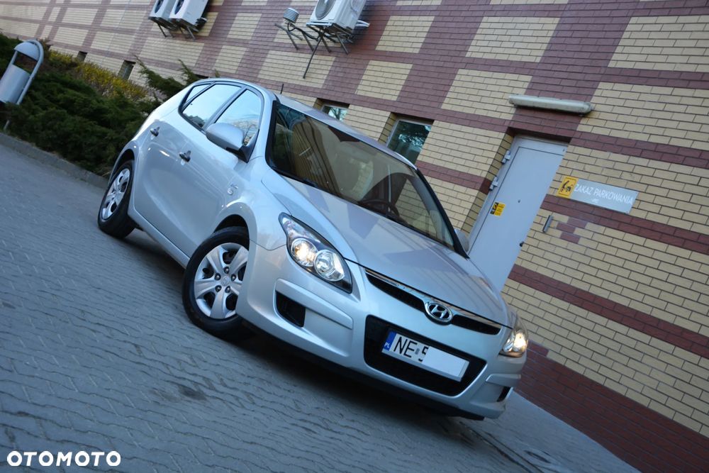 Hyundai i30 1.4 Edition Plus - 1