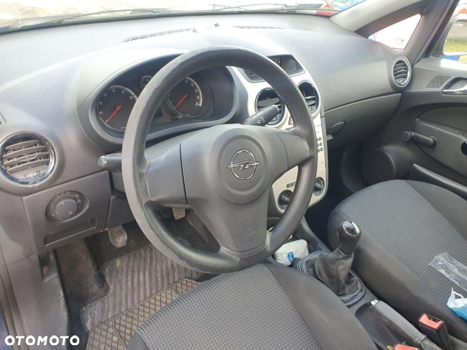 Opel Corsa 1.2 16V Enjoy - 10