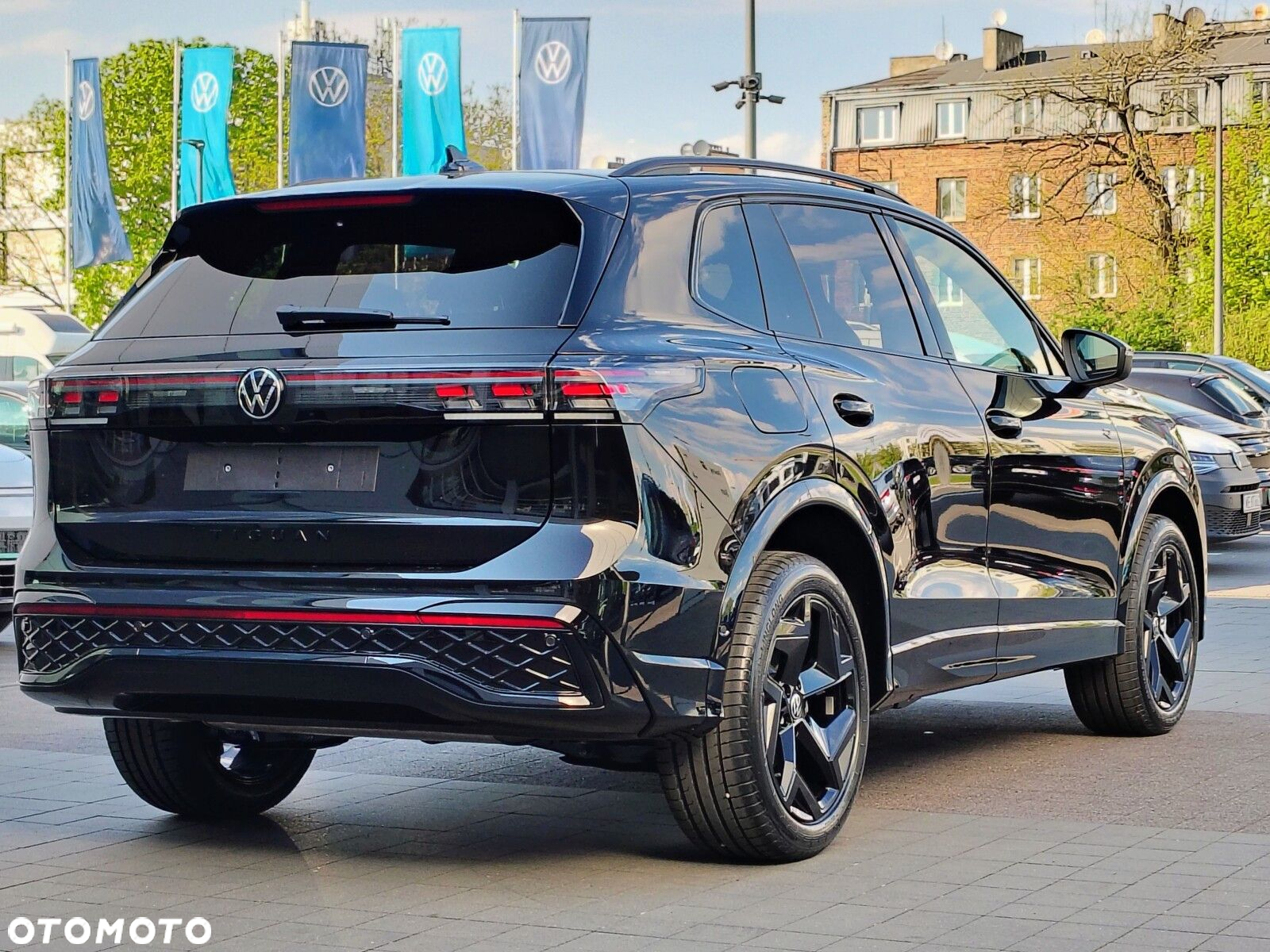 Volkswagen Tiguan - 8