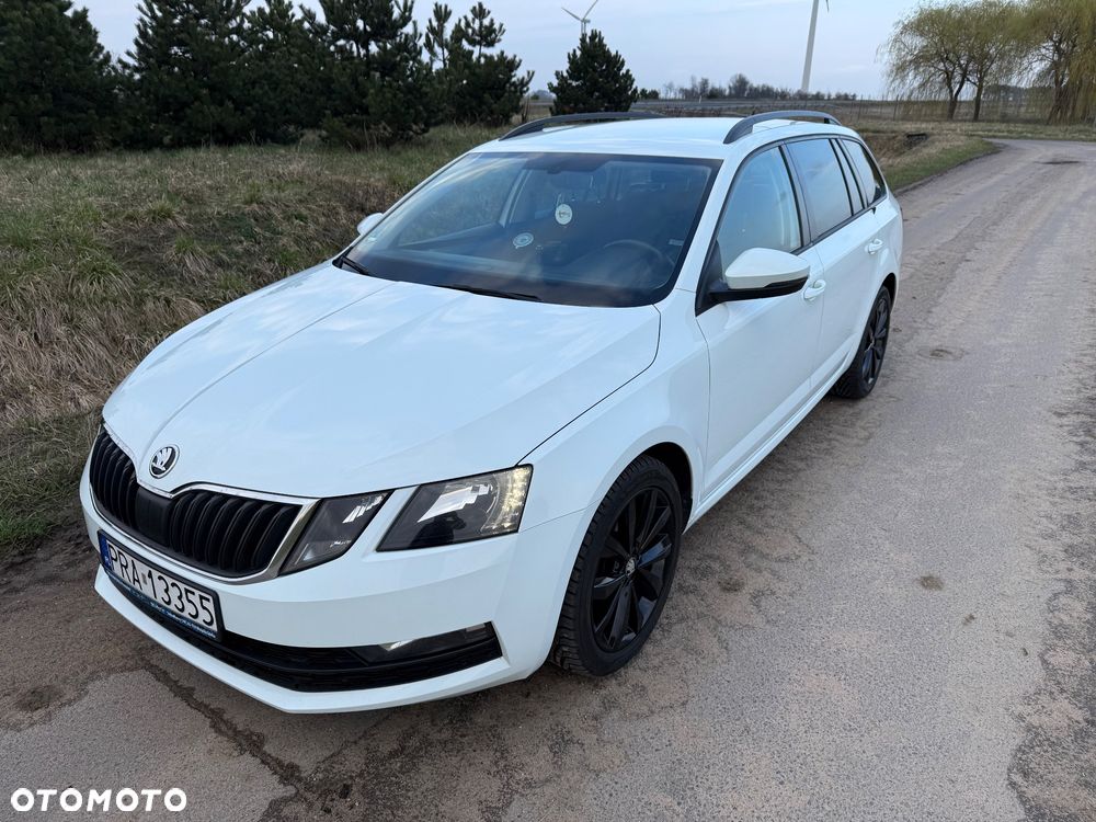 Skoda Octavia 2.0 TDI DSG Ambition - 1