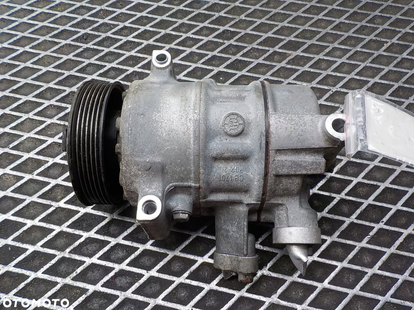 VOLKSWAGEN PASSAT B7 2.0 TDI SPRĘŻARKA POMPA KLIMATYZACJI 5N0820803C - 2