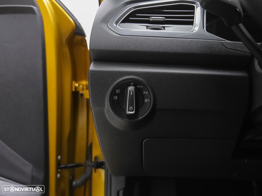 VW T-Roc 2.0 TDI R-Line DSG - 13