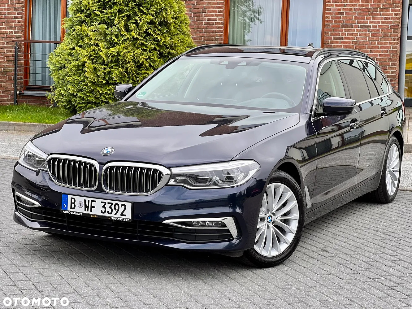 BMW Seria 5 520d Touring Luxury Line - 7