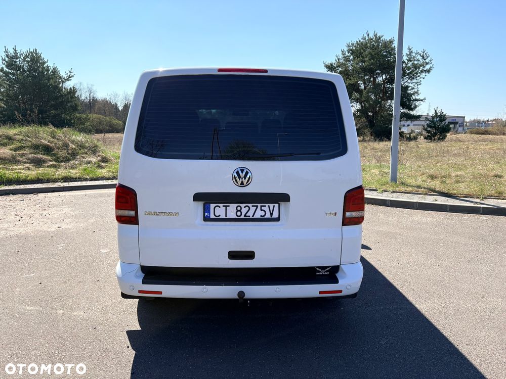 Volkswagen Multivan - 5