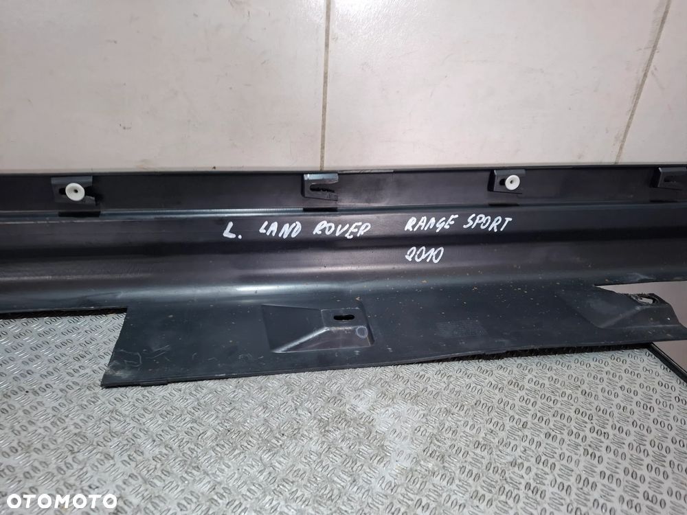 Litwa progowa nakłądka lewa Range Rover Sport L320 2010 rok 5,0 V8 510KM - 6