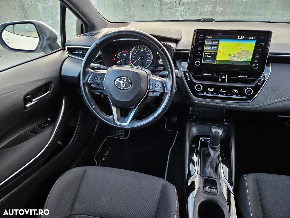 Toyota Corolla 1.8 HSD Business - 15