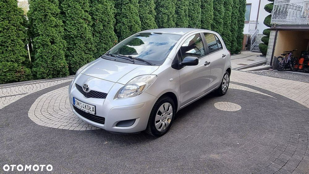 Toyota Yaris - 7