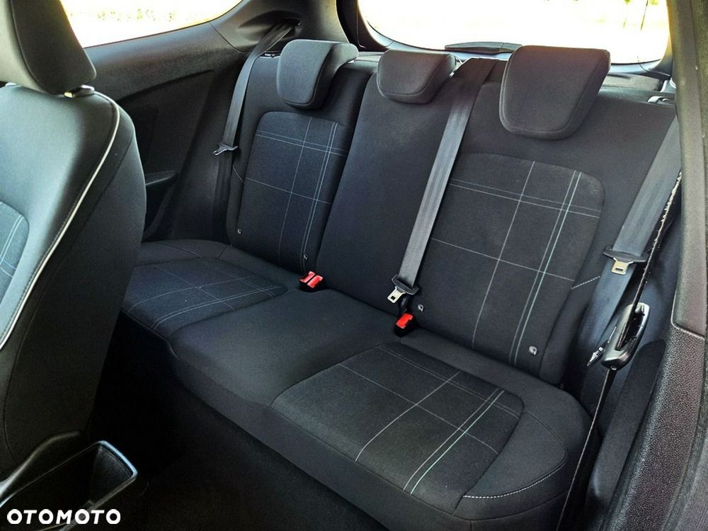 Ford Fiesta - 9