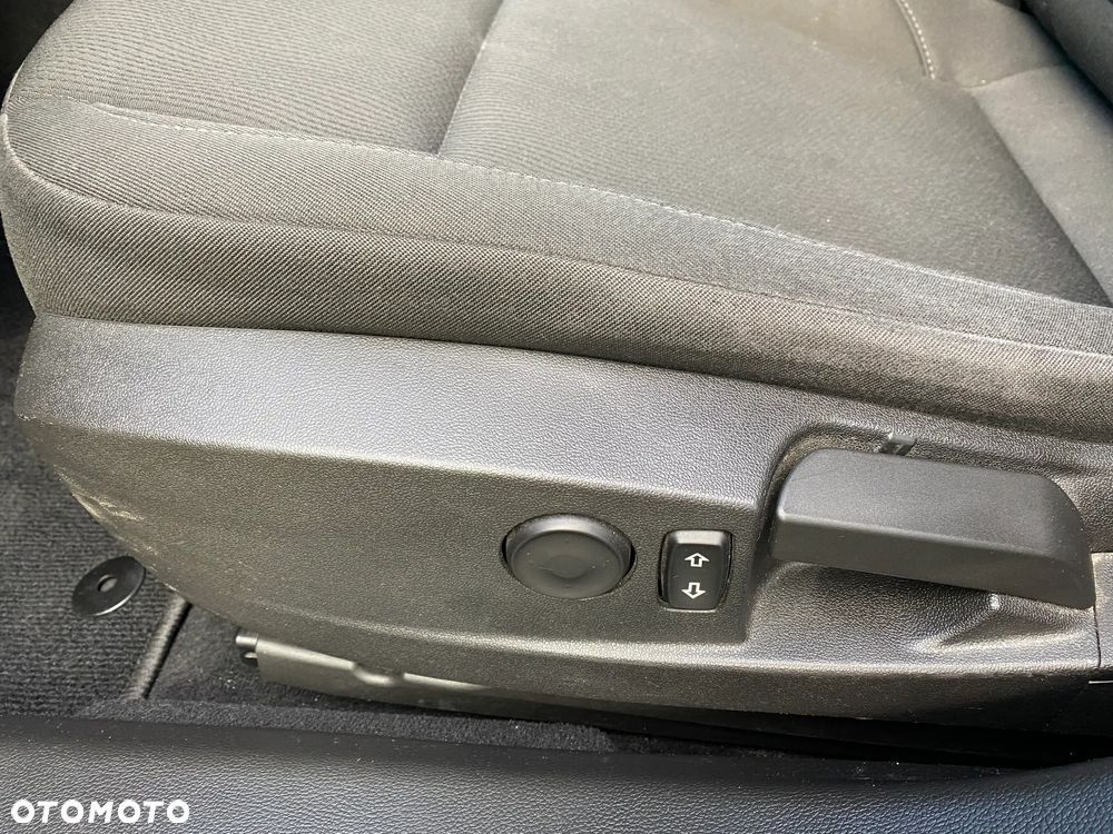 Opel Insignia 2.0 CDTI Design Edition - 21