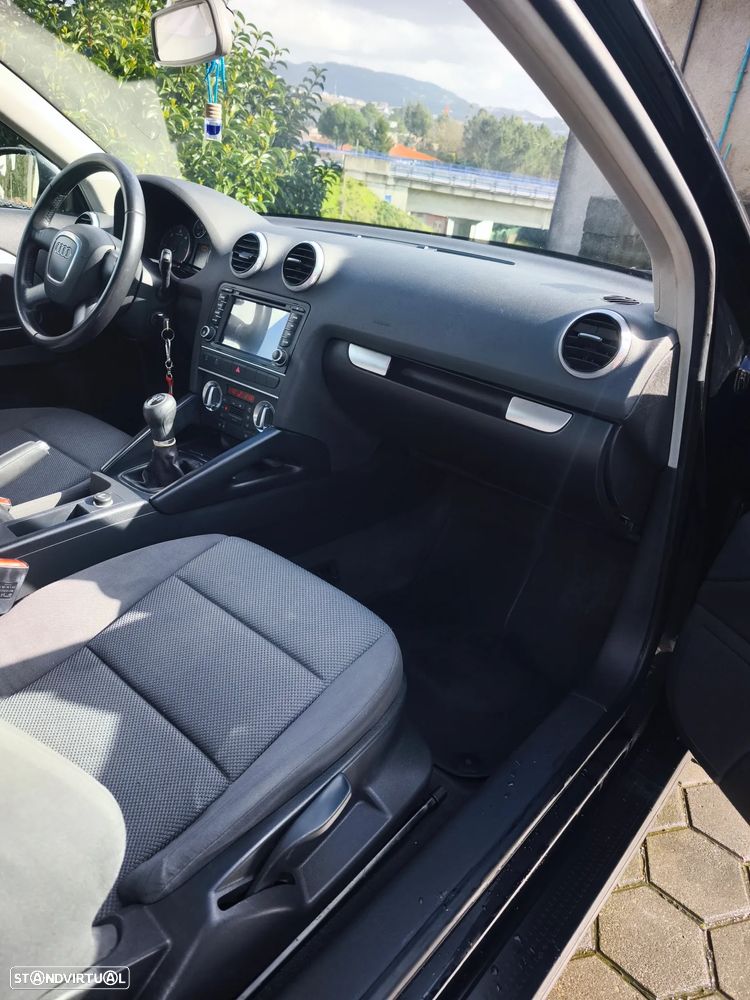 Audi A3 1.6 TDI Attraction - 18