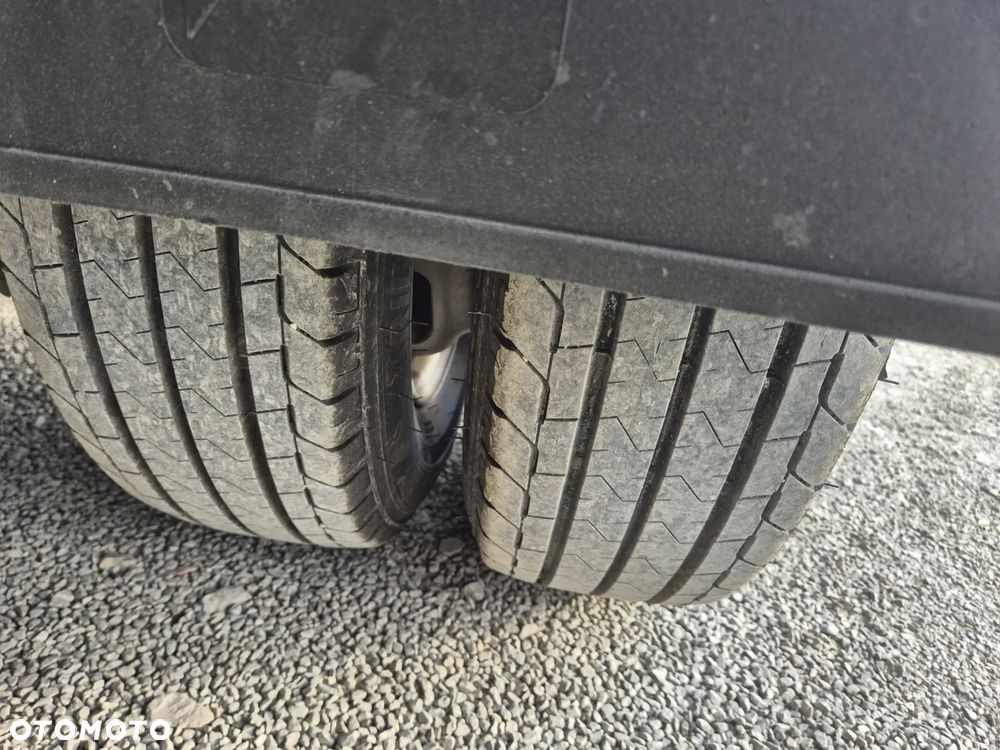Volkswagen LT46 2.5Tdi 109KM/ Kontener 4.2m/ - 23