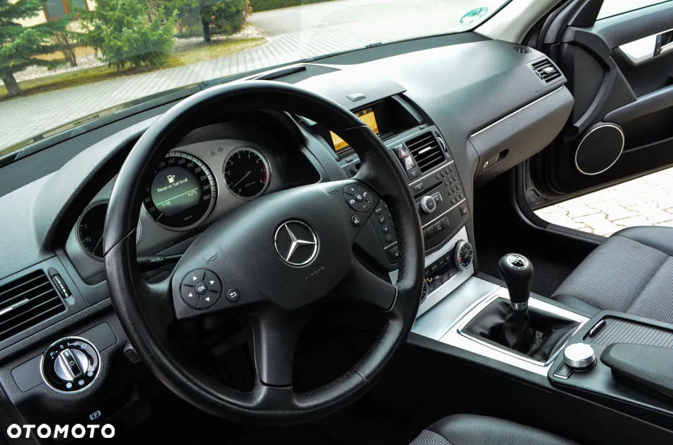 Mercedes-Benz Klasa C 180 Kompressor Elegance - 33