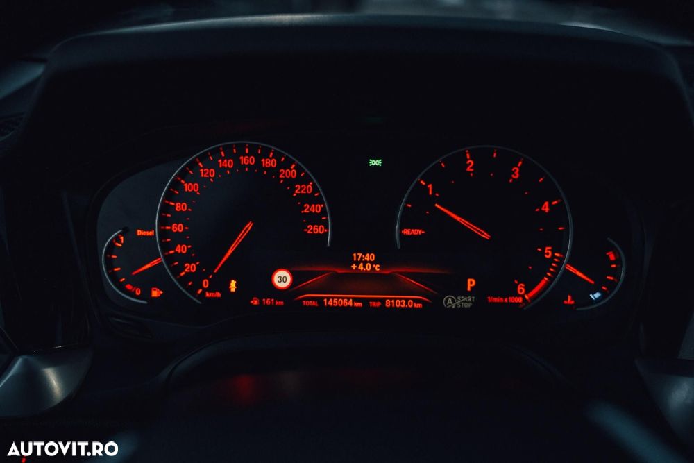 BMW Seria 3 320d xDrive Aut. - 10