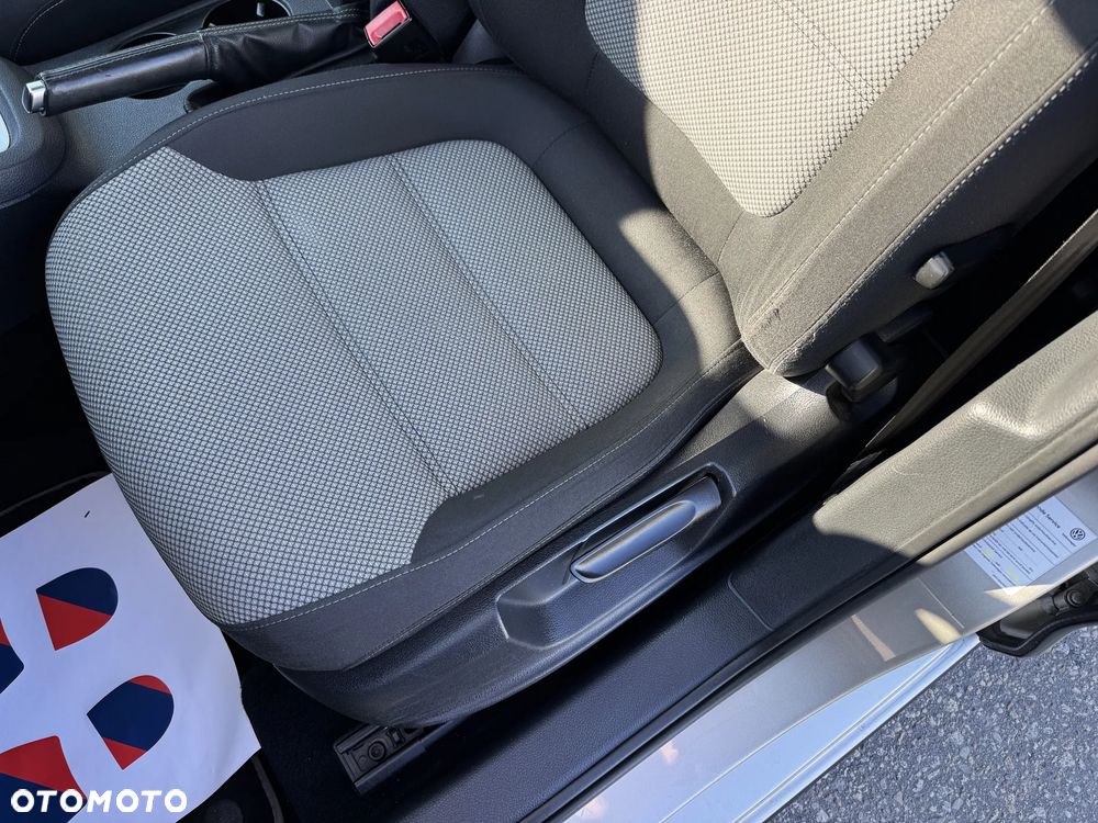 Volkswagen Jetta Hybrid - 33