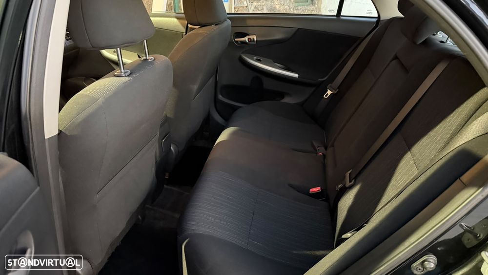 Toyota Corolla 1.4 VVT-i Sol - 4