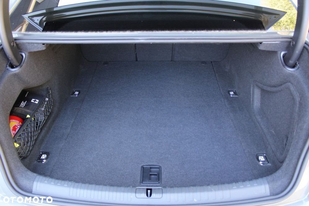 Audi A6 Limousine 40 TDI mHEV Quattro S tronic - 14