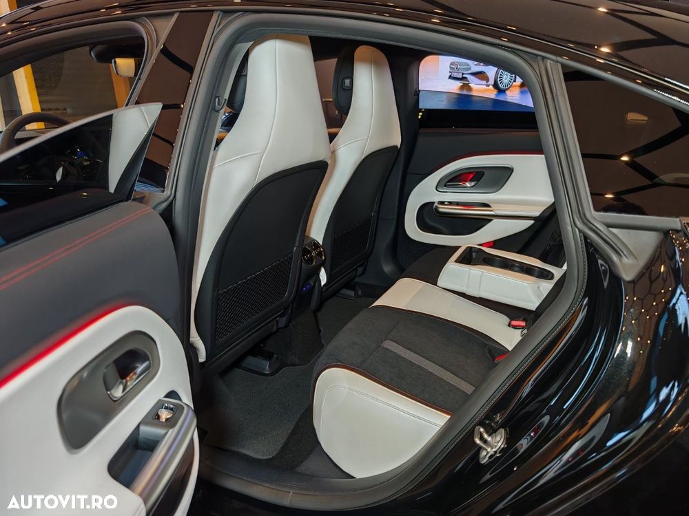 Mercedes-Benz CLA 250+ EQ - 21