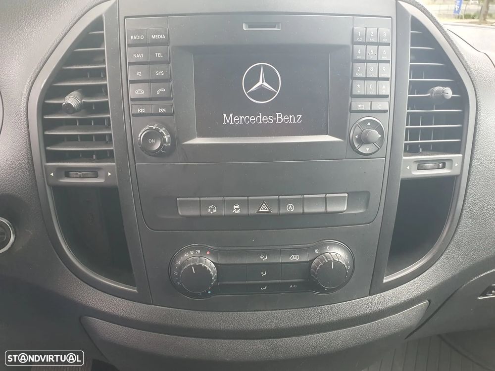 Mercedes-Benz Vito 119CDI Automática - 11
