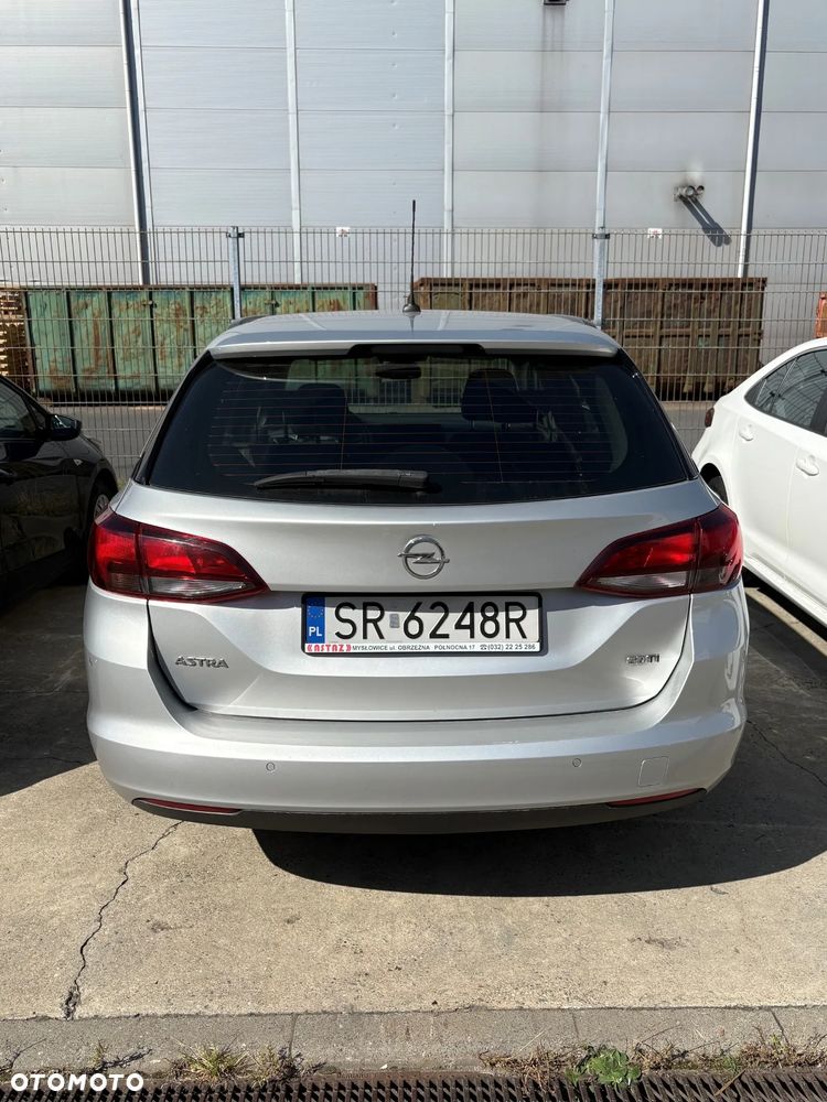 Opel Astra 1.6 CDTI Enjoy - 3