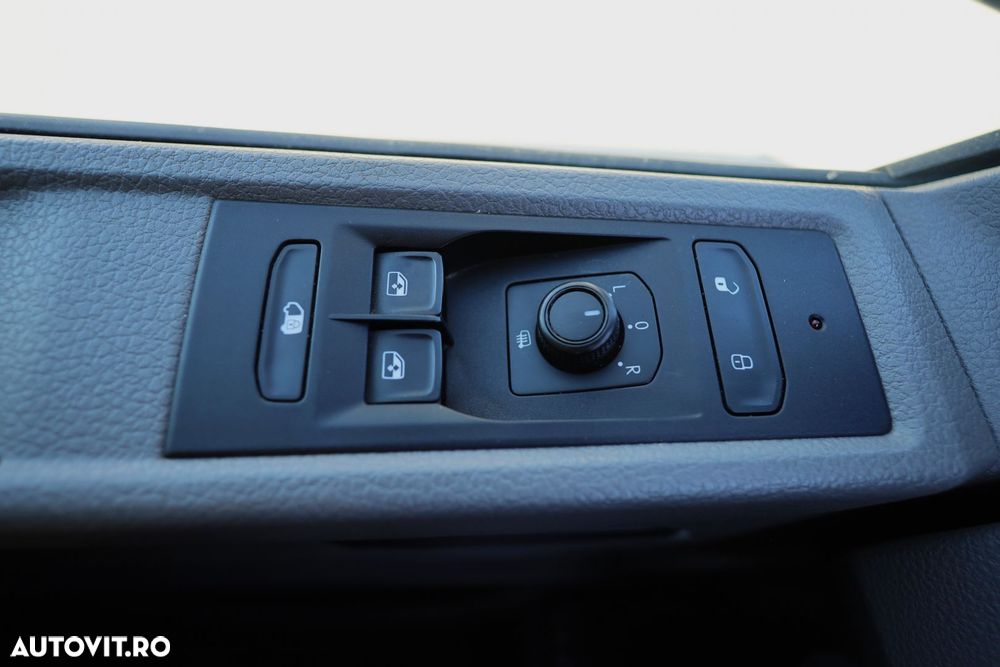 Volkswagen Transporter L1H1 - 24