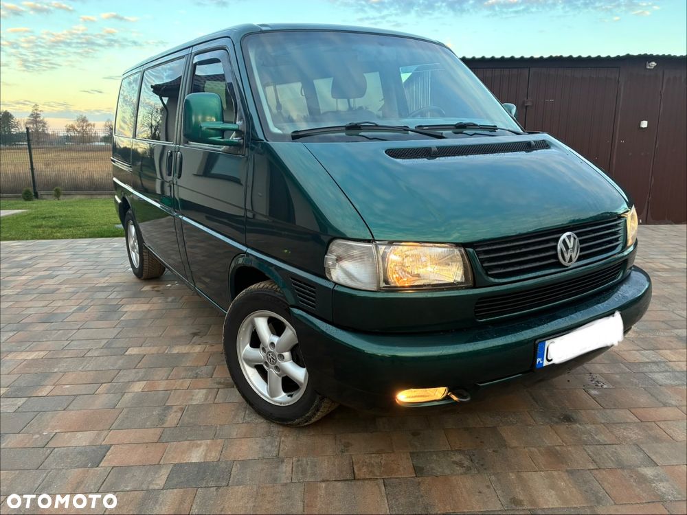 Volkswagen Multivan - 2