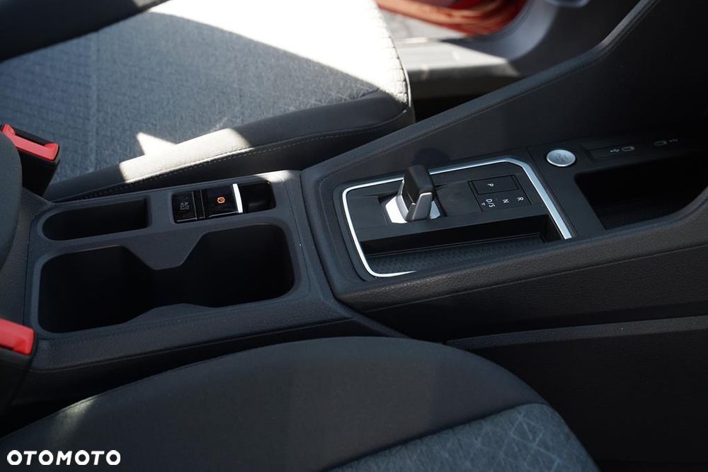 Ford Tourneo Connect Grand - 20