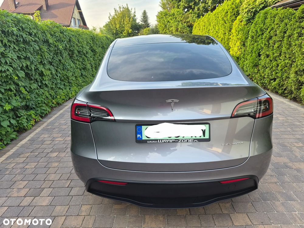 Tesla Model Y Long Range Dual Motor AWD - 5