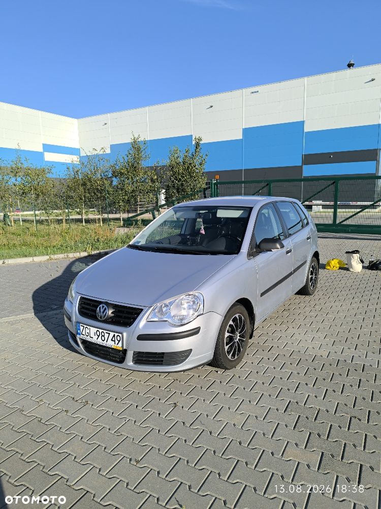 Volkswagen Polo - 1