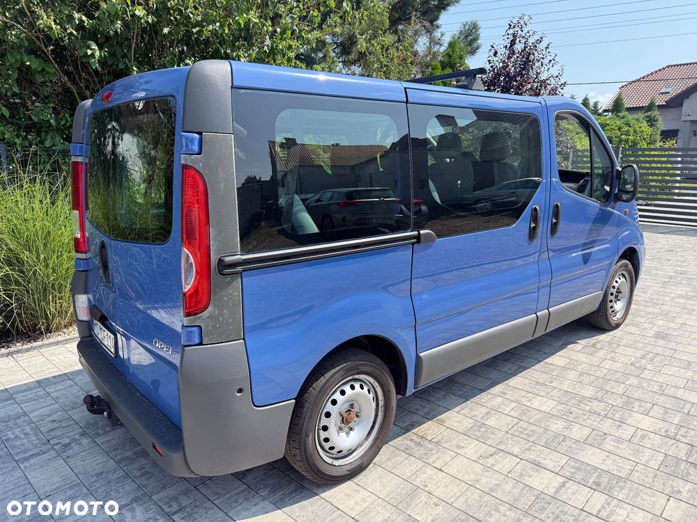 Opel Vivaro - 16