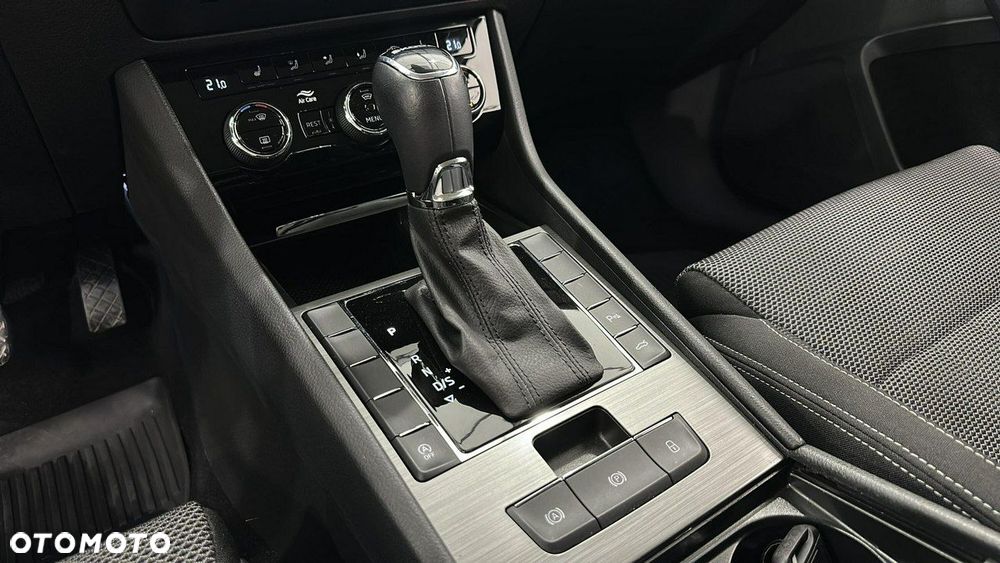 Skoda Superb - 18