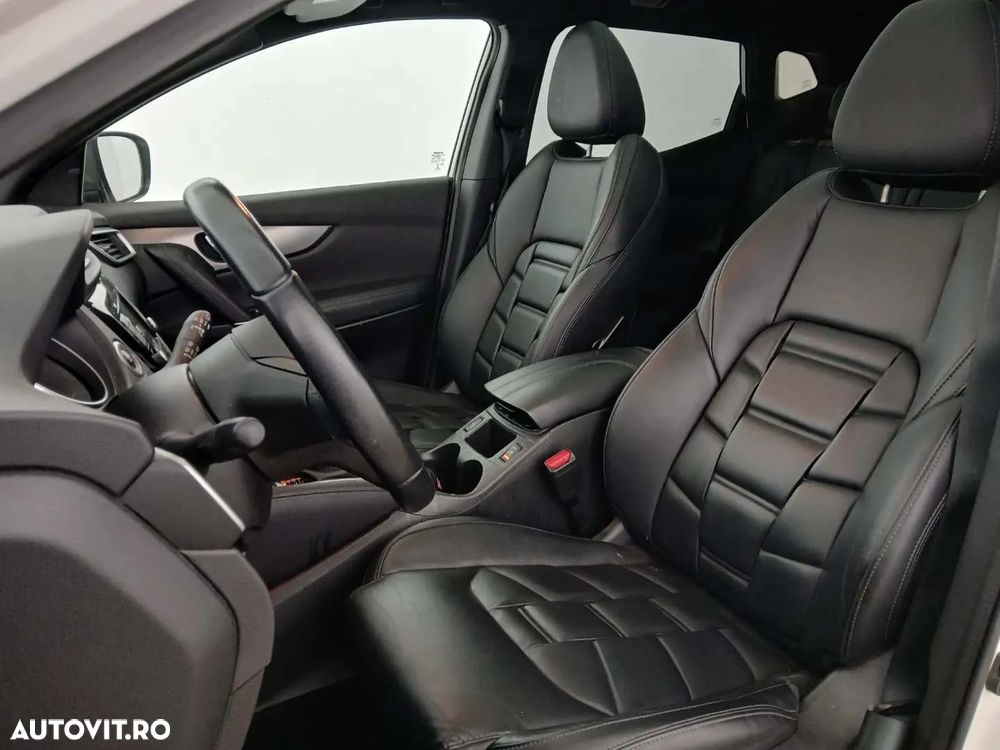 Nissan Qashqai 1.7 dCi Xtronic ALL-MODE 4x4i TEKNA+ - 2
