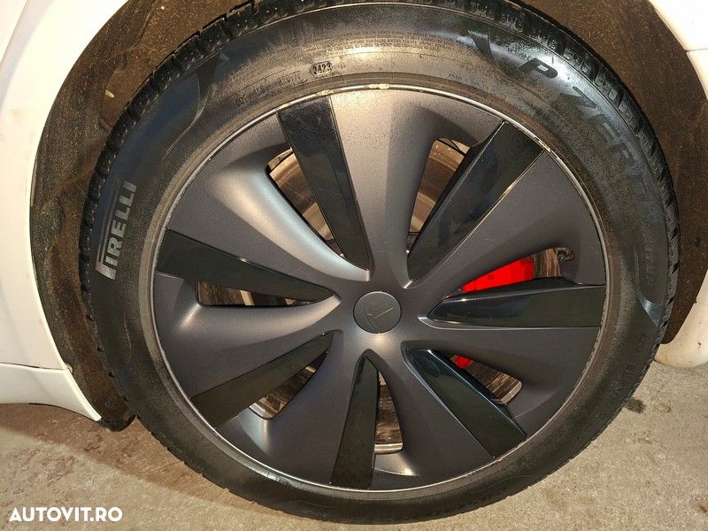 Tesla Model S Plaid - 16