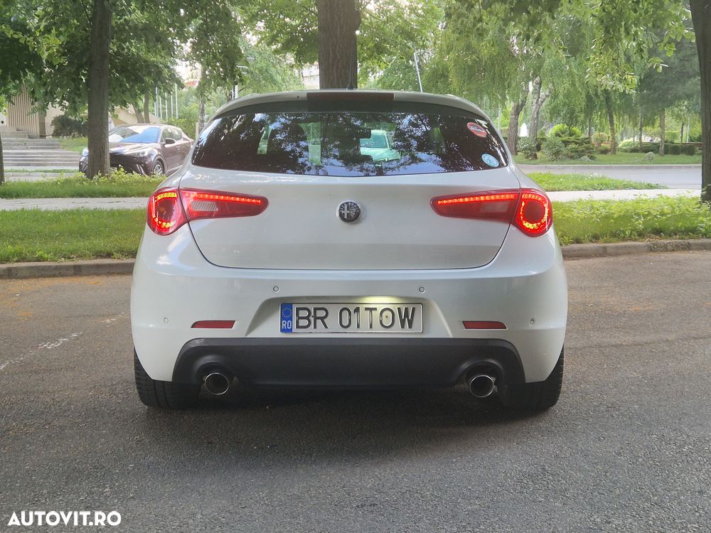 ALFA ROMEO Giulietta 2011 — imagine 7