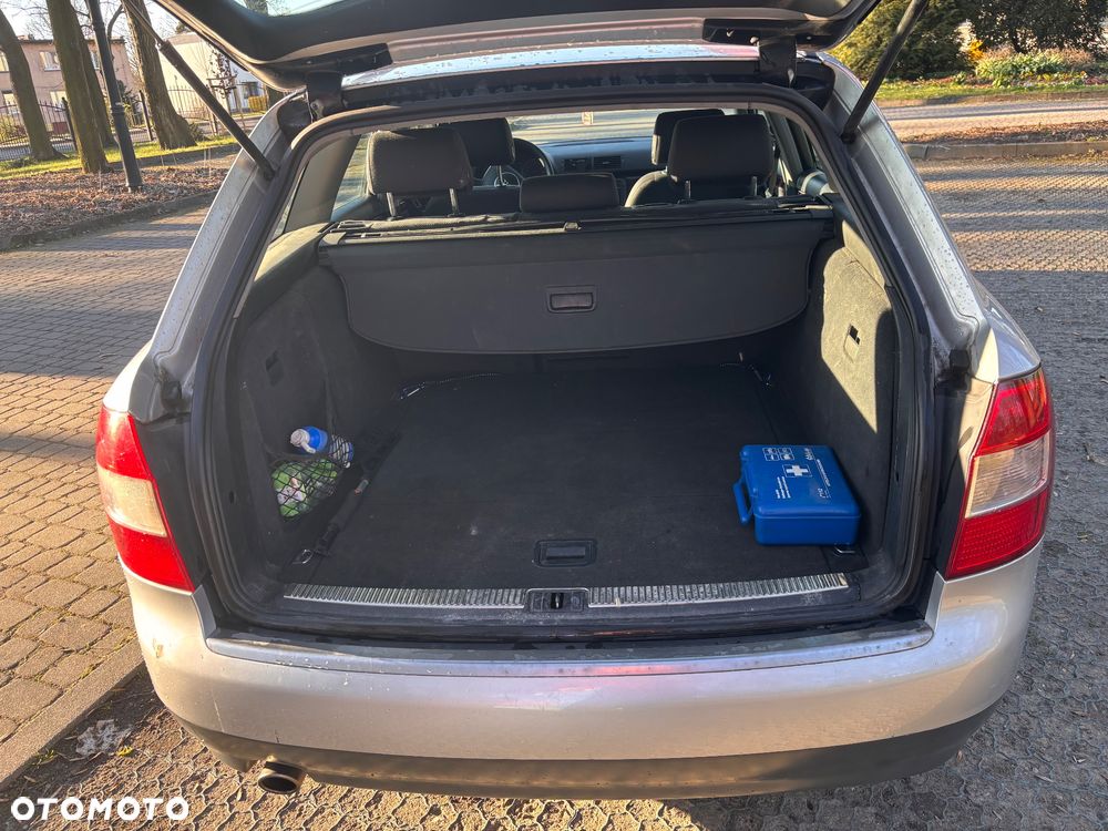 Audi A4 Avant - 9