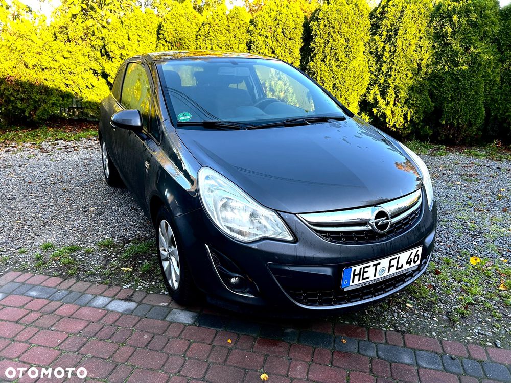 Opel Corsa 1.4 16V Active - 1