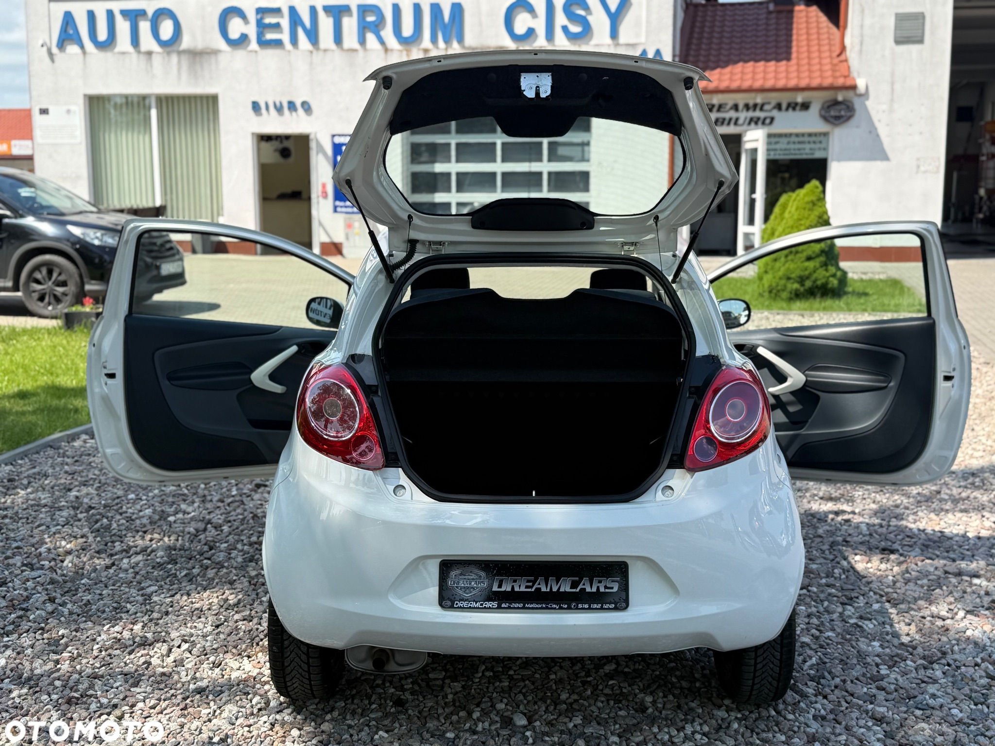 Ford KA - 32