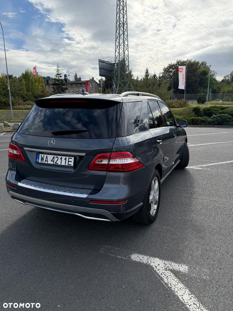 Mercedes-Benz ML 350 BlueTec 4-Matic - 8
