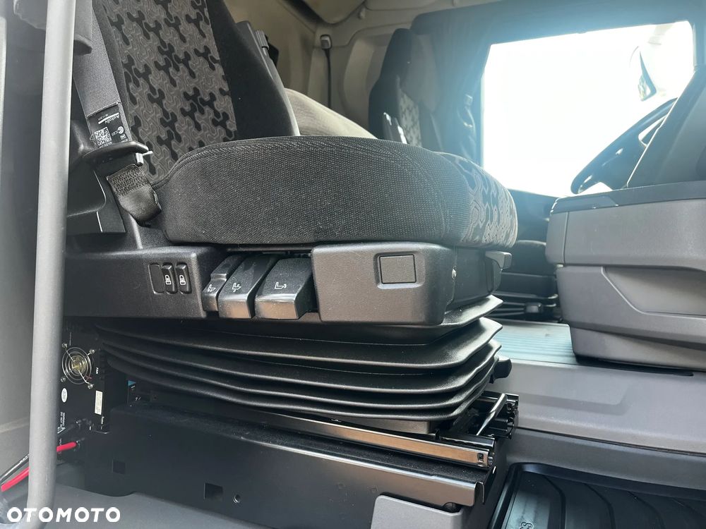 Scania R450 SPROWADZONA Z FRANCJI PO KONTRAKCIE SERWISOWYM DWA ZBIORNIKI PALIWA - 20