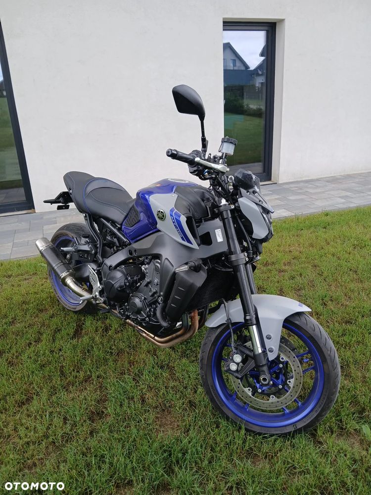 Yamaha MT - 6