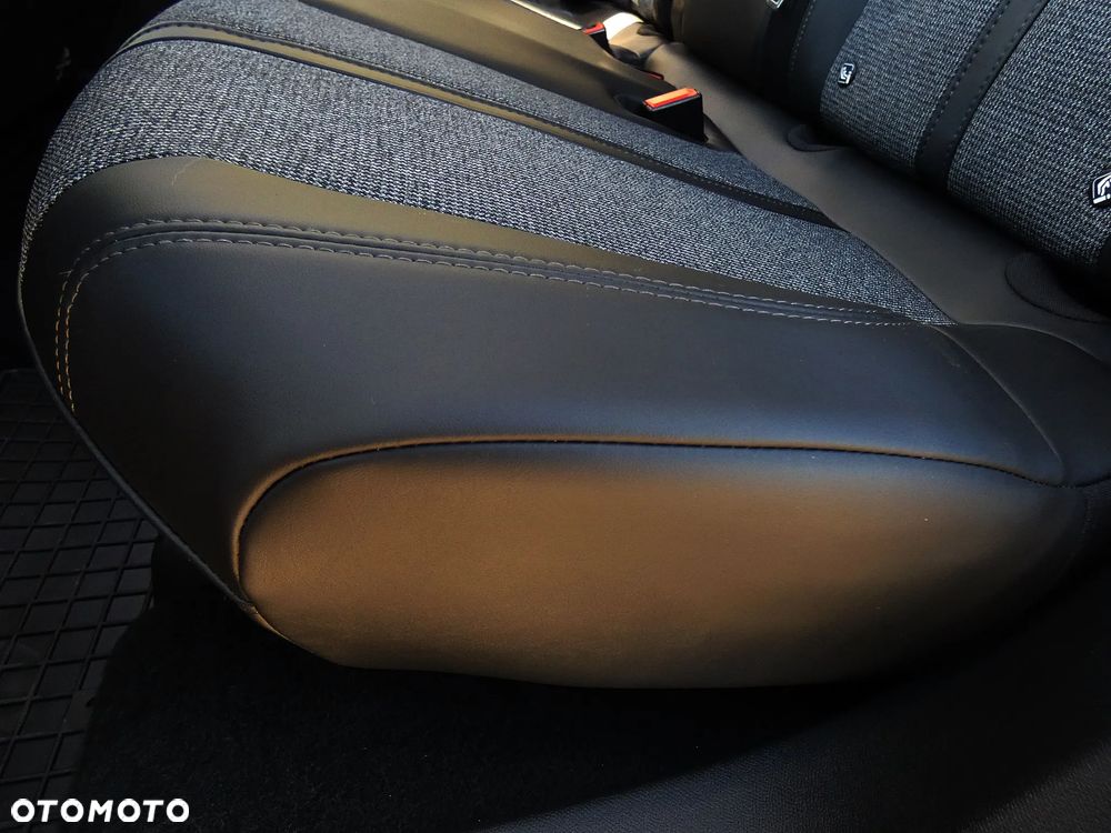 Peugeot 3008 1.6 BlueHDi Allure S&S - 20