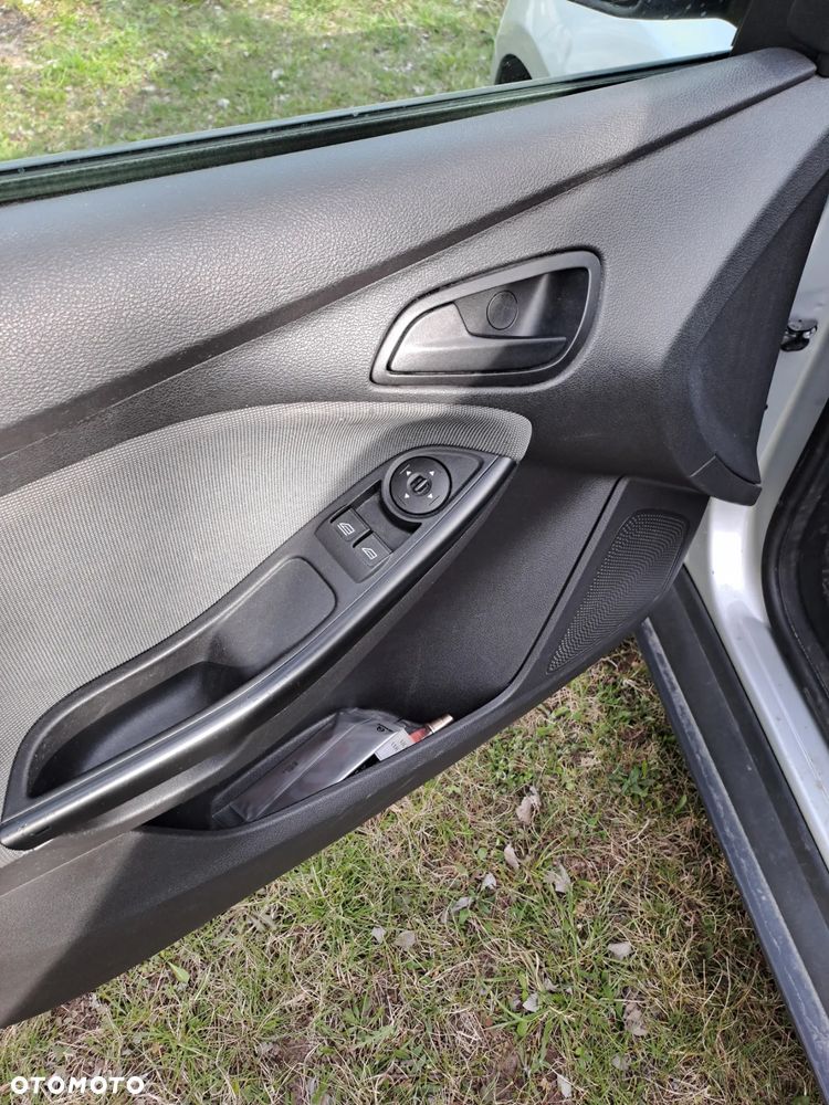 Ford Focus 1.6 TDCi Edition Start - 16